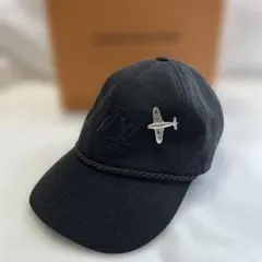 LOUIS VUITTON ブラック ベースボールキャップ　ファレルウィリアムのサムネイル