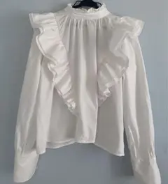 GRL ホワイト フリル付き 長袖ブラウス