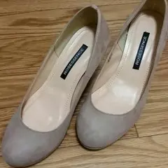 ROSESSENCE 　ベージュ　パンプス　ヒール