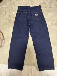 Carhartt ダークブルー ストレートデニムのサムネイル
