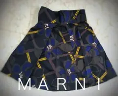 【美品】MARNI マルニ      フラワープリントスカートのサムネイル