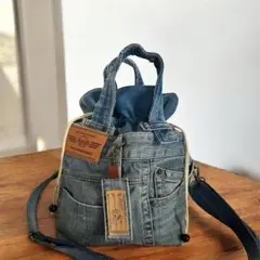 期間限定値下げ　巾着バッグ リメイクデニム 2way ショルダーベルト付き