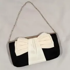 Lapuis ラピュイ リボンのクラッチバッグ パーティバッグ