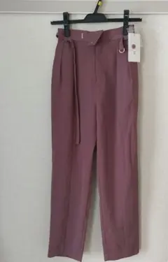 COHINA ゴールドバックルカラーテーパードパンツラベンダーXS タグ付き新品