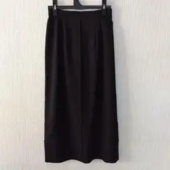 ブラック ロングスカート スリット入り