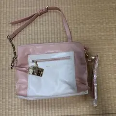 Samantha Thavasa ピンク×ホワイトのショルダーバッグ