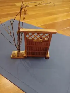 ミニチュア 板垣と立木