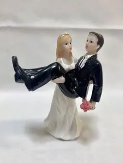 ウェディング ケーキトッパーお姫様抱っこver