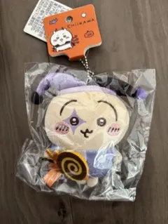 ちいかわ　中国　miniso 限定　マスコット　ぬいぐるみ　ハロウィン　ウサギ