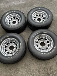 タイヤホイール 4本セット15インチ 5H 8J 深リム ジムニーのサムネイル