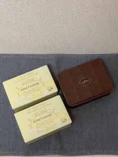 【空缶】ブルトンヌクッキー缶【夏季限定】 & カファレルチョコレート缶