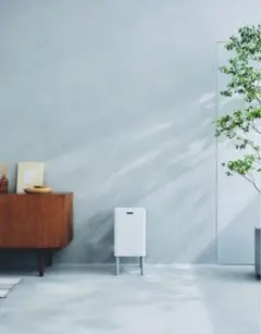 ホワイト フタ付きごみ箱 シンプルデザイン