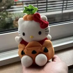 ハローキティ カボチャぬいぐるみ