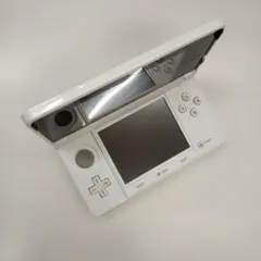 ニンテンドー3DS　本体　ジャンク出品(電源入ります!!)