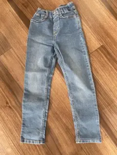 GU ジーンズ 130 (数回のみ着用)