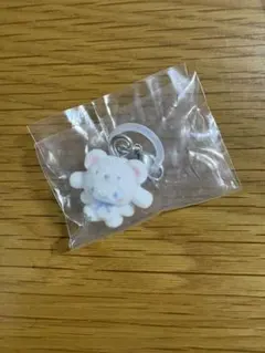 サンリオ　めじるしアクセサリー　ふわふわスノー　シナモロール