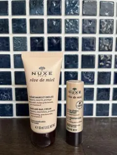 NUXE Rêve de Miel ハンドクリーム＆リップスティックのサムネイル