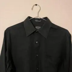 ARROW 長袖シャツ ブラック FITTEDのサムネイル