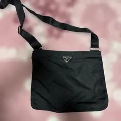 PRADA ブラック ショルダーバッグ