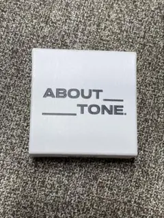 【送料無料】ABOUT TONE ブラーパウダーパクト 00 クリア【即購入〇】のサムネイル