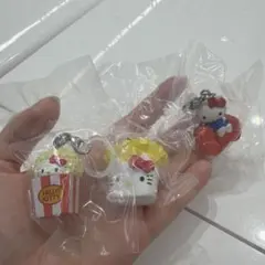 ハローキティ アメリカンデザイン めじるしアクセサリー ガチャガチャ