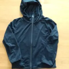 UNIQLO ユニクロのエアリズム薄手のパーカー110サイズ