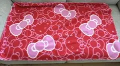 ハローキティ フリースブランケット 赤ピンク即購入OK