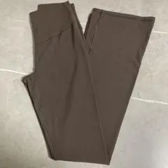 OFFLINE by Aerie トレーニングヨガフレアパンツ ブラウンMサイズ