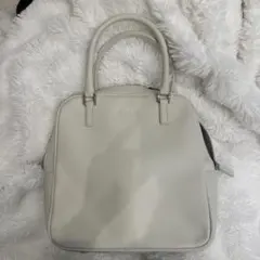 ろ*》様 しまむら 痛バ 白 レザー きなこっこ - メルカリ