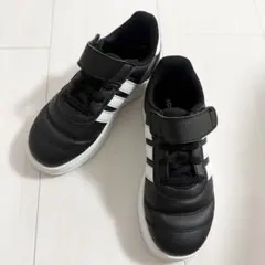 アディダス スニーカー 黒 17cm