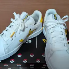 adidas ポケモン ピカチュウ スニーカー