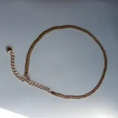 金色 編み込みデザイン ベルト