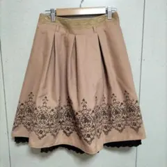 axis femme ゴージャス　刺繍　レース　たっぷり　ハイウエスト　姫