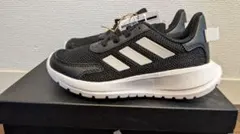 adidas ブラック/ホワイト スニーカー