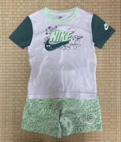 Nike グラフィック Tシャツ ショートパンツ