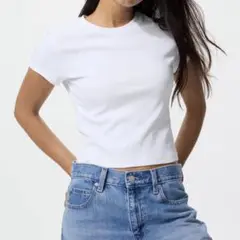 UNIQLO ホワイト 半袖Tシャツ M