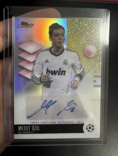 Topps Finest Mesut Özil Auto