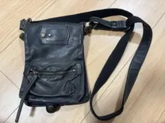 Dakota ブラックレザー ショルダーバッグ