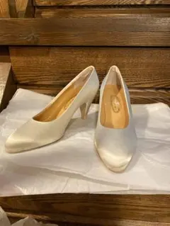 m*i様 銀座ヨシノヤ　ウエディングシューズ(未使用、実家保管品)