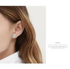 【セール中】ゴールド 花デザイン ピアス ニッケルフリー