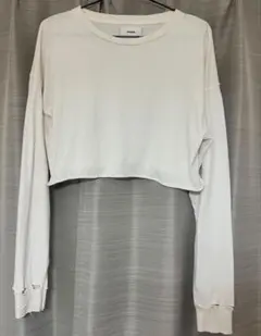 JOAH BROWN アイボリー クロップドトップス　海外女子