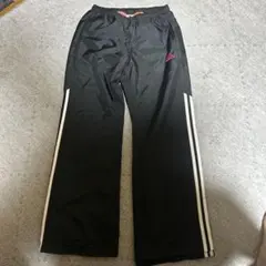 adidas ブラック ジャージパンツ