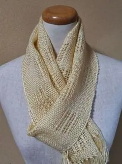 【一点物】手織り　透かし織り春物マフラー（約1.6m）　クリーム系