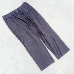 グレー ワイドパンツ