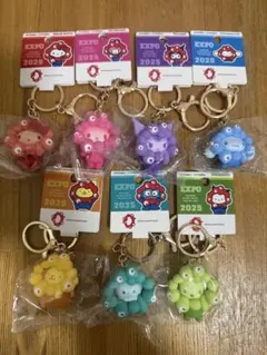 サンリオ ミャクミャク 推しカラー キーホルダー 6種 - メルカリ