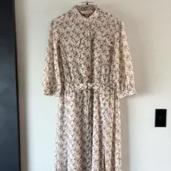 ユニクロ シフォンプリントシャツ 원피스 七分袖 花柄 ベージュ L