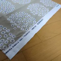 MarimekkoマリメッコPUKETTIプケッティ70c×50c