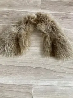 ベージュ ファースヌード