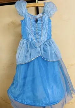 Disney Store シンデレラドレス 3-4歳　110程度
