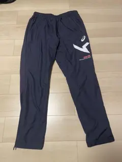 アシックス　ウインドブレーカー